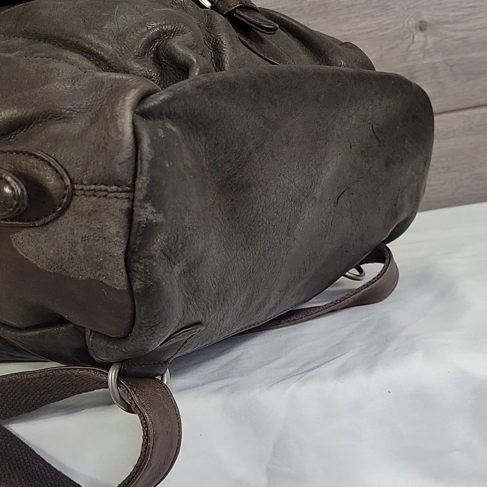 London Fog Brown Leather Men's Backpack